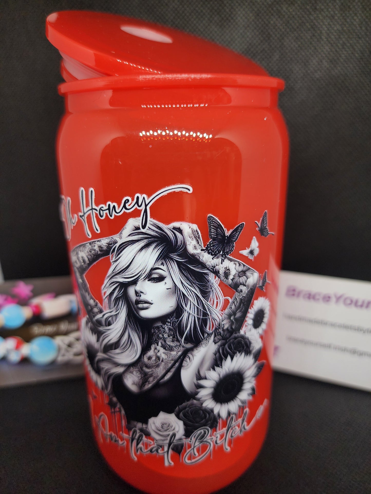TUMBLER - TATTOO GIRL B/W (acrylic)