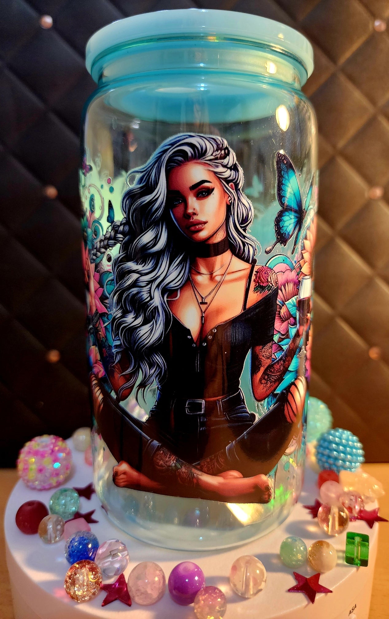 TUMBLER - Tattoo girl sitting among blue and pink flowers