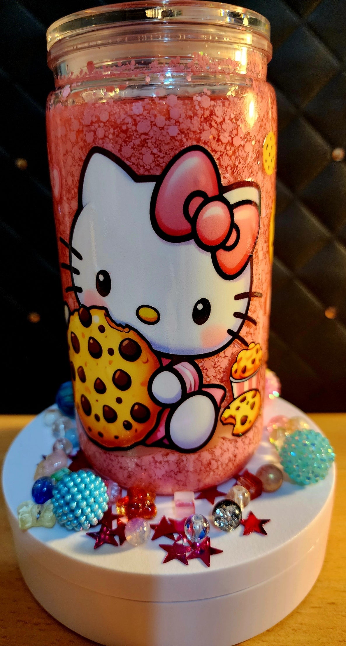 SNOWGLOBE TUMBLER - HELLO KITTY (acrylic)