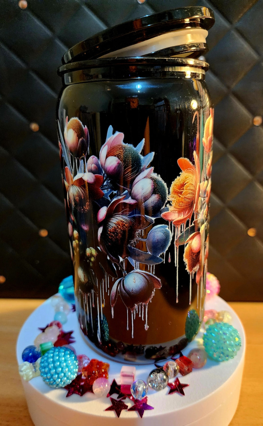 BLACK TUMBLER WITH KANGAROO (acrylic)